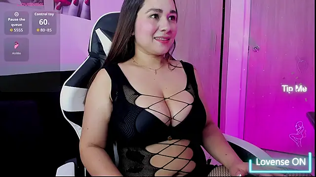 Snapshot of saray_mendozaa chatting on March 1, 2026, 12:01 am saray mendozaa online show from March 1, 2026, 12:01 am