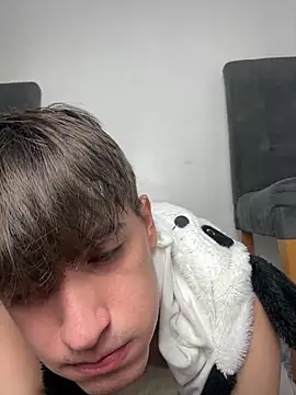 Snapshot of Naim_TheKing chatting on February 4, 2026, 12:05 am Naim TheKing online show from February 4, 2026, 12:05 am