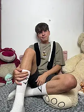 Snapshot of Naim_TheKing chatting on February 14, 2026, 5:37 am Naim TheKing online show from February 14, 2026, 5:37 am