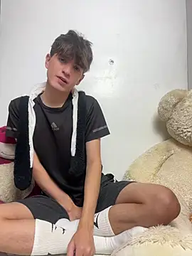 Snapshot of Naim_TheKing chatting on February 16, 2026, 5:03 am Naim TheKing online show from February 16, 2026, 5:03 am