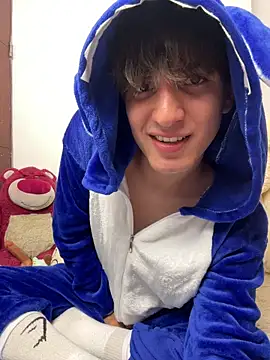 Snapshot of Naim_TheKing chatting on March 1, 2026, 3:30 am Naim TheKing online show from March 1, 2026, 3:30 am