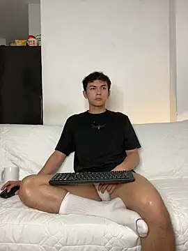 Snapshot of Caydensmit chatting on February 1, 2026, 3:49 am Caydensmit online show from February 1, 2026, 3:49 am