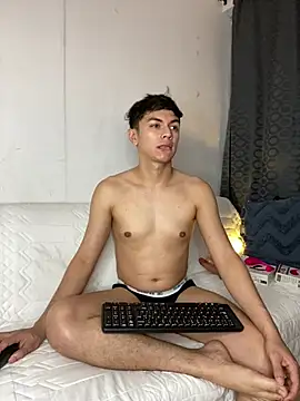 Snapshot of Caydensmit chatting on March 1, 2026, 4:03 am Caydensmit online show from March 1, 2026, 4:03 am