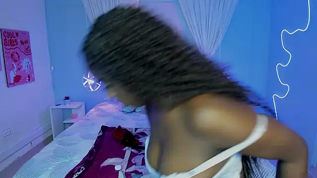 Snapshot of naomi_campell chatting on February 5, 2026, 7:18 pm naomi campell online show from February 5, 2026, 7:18 pm