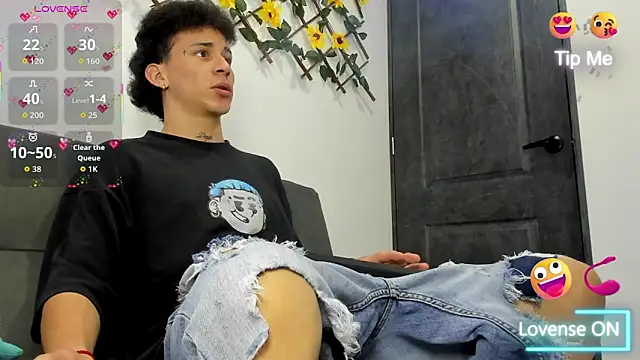 Snapshot of Maxxx_bigcockx chatting on February 26, 2026, 3:16 am Maxxx bigcockx online show from February 26, 2026, 3:16 am