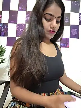 Alisha Babyy online show from May 13, 2026, 4:32 am