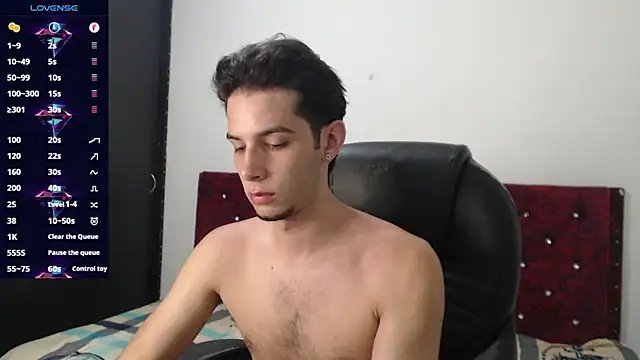 Snapshot of killua_parker chatting on February 13, 2026, 3:35 am killua parker online show from February 13, 2026, 3:35 am