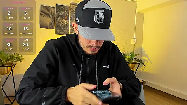 Snapshot of Nils_saintt chatting on February 6, 2026, 3:44 am Nils saintt online show from February 6, 2026, 3:44 am