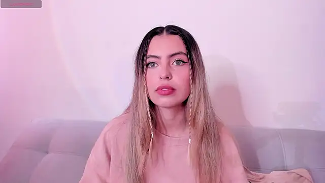 Fernanda aaaa online show from February 24, 2026, 1:20 pm