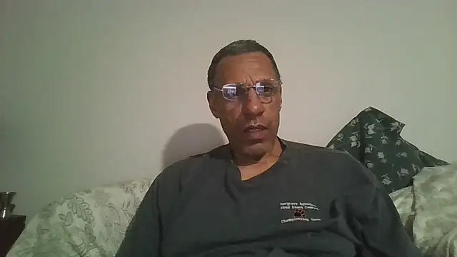 Snapshot of swimmer2496 chatting on February 15, 2026, 3:47 am swimmer2496 online show from February 15, 2026, 3:47 am