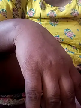 kajal4786 online show from April 6, 2026, 7:31 am