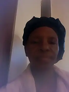 01Wetlips online show from June 5, 2026, 6:20 am