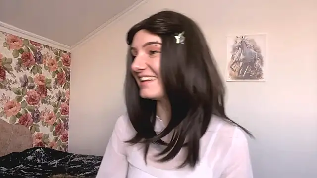 ElizabethKolm online show from January 17, 2026, 12:43 pm