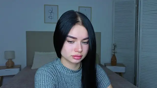 Snapshot of Silena_sky chatting on February 9, 2026, 2:10 pm Silena sky online show from February 9, 2026, 2:10 pm