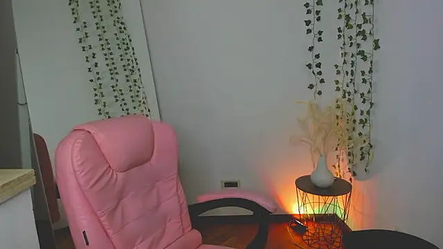 Snapshot of Silena_sky chatting on February 17, 2026, 7:38 am Silena sky online show from February 17, 2026, 7:38 am