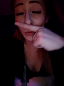 Snapshot of dewimp1 chatting on February 3, 2026, 8:58 pm dewimp1 online show from February 3, 2026, 8:58 pm