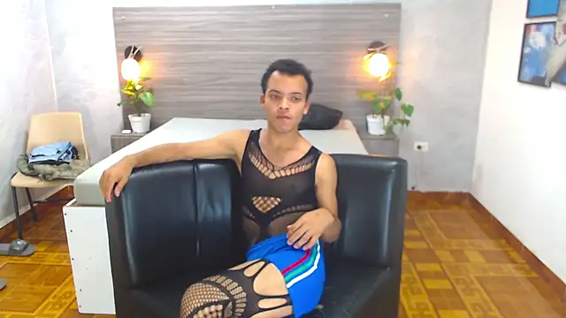 Snapshot of William_Lewis chatting on February 4, 2026, 12:55 pm William Lewis online show from February 4, 2026, 12:55 pm