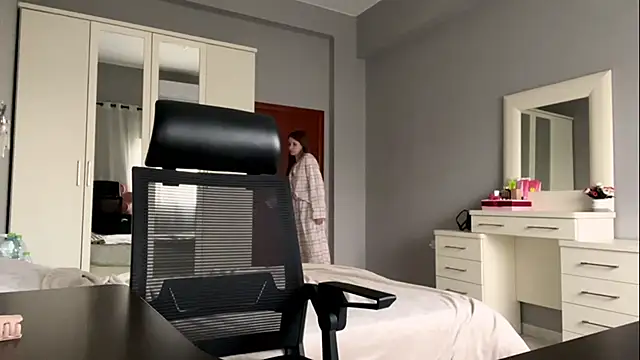 Snapshot of Iuckystar19 chatting on February 8, 2026, 2:42 pm Iuckystar19 online show from February 8, 2026, 2:42 pm