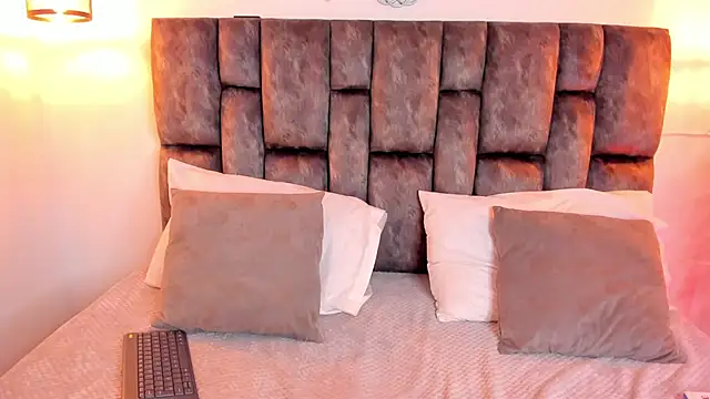 Snapshot of kris_kane1 chatting on February 22, 2026, 7:01 pm kris kane1 online show from February 22, 2026, 7:01 pm