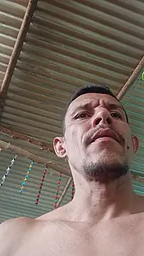 Snapshot of juanmaur22 chatting on February 18, 2026, 1:51 pm juanmaur22 online show from February 18, 2026, 1:51 pm