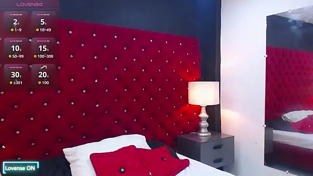 Snapshot of Logan_Woods chatting on February 8, 2026, 6:22 pm Logan Woods online show from February 8, 2026, 6:22 pm