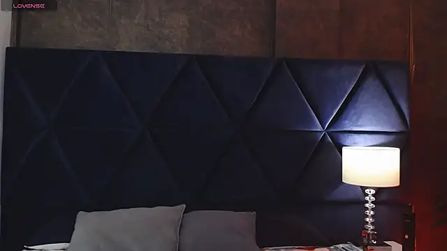 Snapshot of Logan_Woods chatting on February 26, 2026, 8:02 am Logan Woods online show from February 26, 2026, 8:02 am