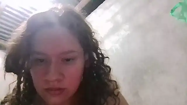 Snapshot of Jessy2000NS chatting on February 3, 2026, 6:40 am Jessy2000NS online show from February 3, 2026, 6:40 am