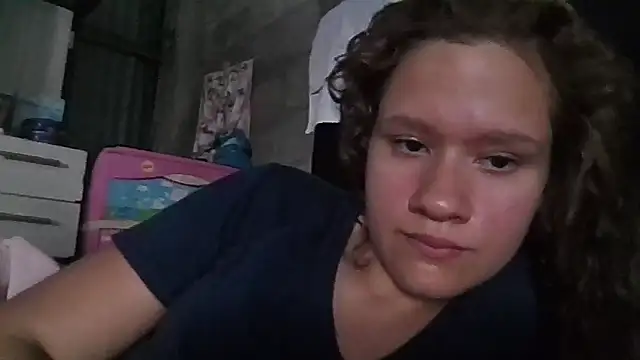 Snapshot of Jessy2000NS chatting on February 10, 2026, 8:35 pm Jessy2000NS online show from February 10, 2026, 8:35 pm