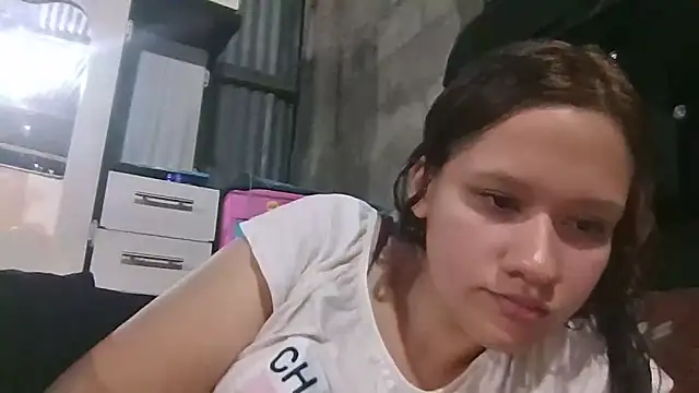 Snapshot of Jessy2000NS chatting on February 19, 2026, 11:56 pm Jessy2000NS online show from February 19, 2026, 11:56 pm