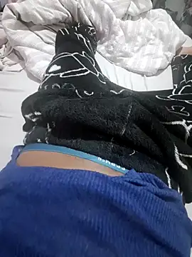 Snapshot of Charlyx-20 chatting on February 28, 2026, 12:33 am Charlyx-20 online show from February 28, 2026, 12:33 am