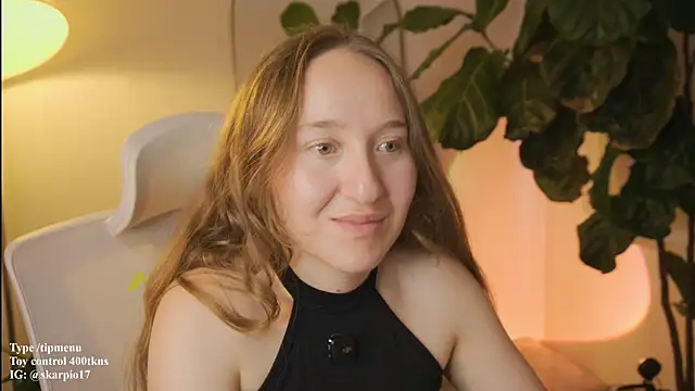 Snapshot of Scarlett_NoirMuse chatting on March 10, 2026, 9:42 pm Scarlett NoirMuse online show from March 10, 2026, 9:42 pm