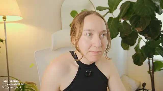 Snapshot of Scarlett_NoirMuse chatting on March 23, 2026, 5:28 pm Scarlett NoirMuse online show from March 23, 2026, 5:28 pm