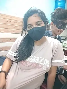 Snapshot of ZyphiaLive chatting on February 1, 2026, 11:42 am ZyphiaLive online show from February 1, 2026, 11:42 am