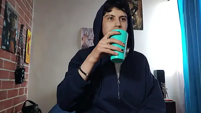 Snapshot of PaulDamico chatting on May 17, 2026, 6:26 pm PaulDamico online show from May 17, 2026, 6:26 pm