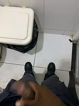 Snapshot of hudson19cm chatting on February 8, 2026, 7:50 pm hudson19cm online show from February 8, 2026, 7:50 pm