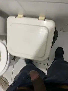 Snapshot of hudson19cm chatting on March 3, 2026, 10:37 pm hudson19cm online show from March 3, 2026, 10:37 pm