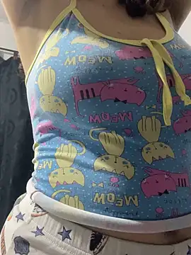 lizzy luminair online show from February 3, 2026, 2:53 am