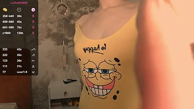 Snapshot of Hiaru_Cutie chatting on November 20, 2025, 5:40 am Hiaru Cutie online show from November 20, 2025, 5:40 am