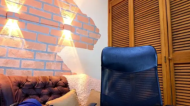 Snapshot of mister_eithan chatting on February 12, 2026, 2:17 am mister eithan online show from February 12, 2026, 2:17 am