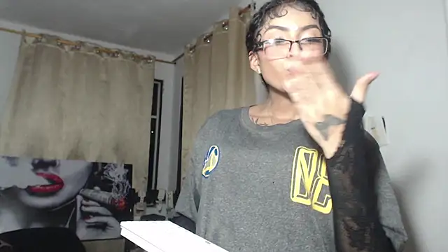 Snapshot of Kityy_cum18 chatting on March 9, 2026, 6:50 am Kityy cum18 online show from March 9, 2026, 6:50 am