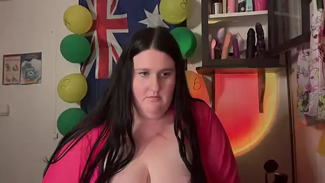 xopeachybaby online show from July 9, 2026, 11:47 am