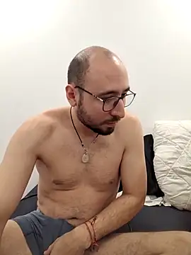 Snapshot of Perseo95 chatting on February 12, 2026, 6:47 pm Perseo95 online show from February 12, 2026, 6:47 pm