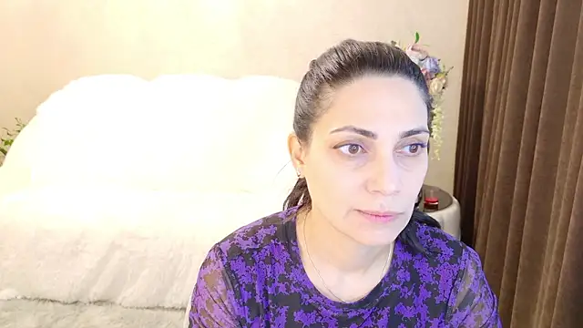 Snapshot of LovelyBeatrice chatting on February 16, 2026, 6:20 am LovelyBeatrice online show from February 16, 2026, 6:20 am