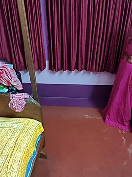 Snapshot of Little-Roshni chatting on June 19, 2026, 6:45 pm Little-Roshni online show from June 19, 2026, 6:45 pm