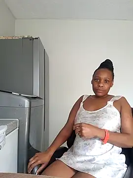 Snapshot of Barbieee1301 chatting on January 19, 2026, 8:40 am Barbieee1301 online show from January 19, 2026, 8:40 am