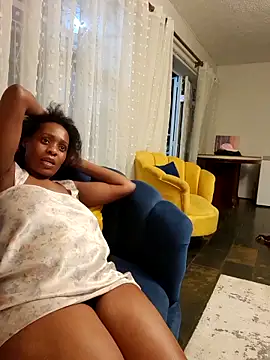 Snapshot of Barbieee1301 chatting on February 4, 2026, 7:20 pm Barbieee1301 online show from February 4, 2026, 7:20 pm