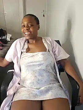 Snapshot of Barbieee1301 chatting on February 24, 2026, 3:59 am Barbieee1301 online show from February 24, 2026, 3:59 am