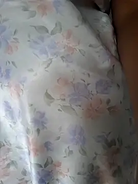 Snapshot of Barbieee1301 chatting on February 28, 2026, 8:04 am Barbieee1301 online show from February 28, 2026, 8:04 am