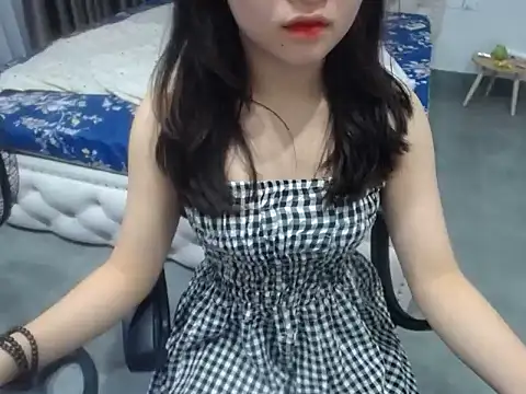 Snapshot of Alinana_Miss01 chatting on March 5, 2026, 4:25 pm Alinana Miss01 online show from March 5, 2026, 4:25 pm