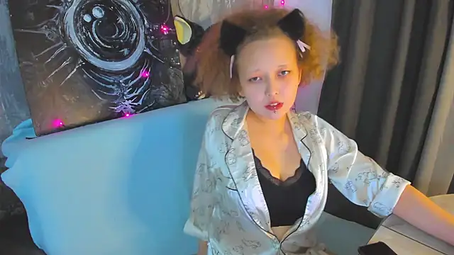 Senya Sol online show from May 8, 2026, 12:49 am